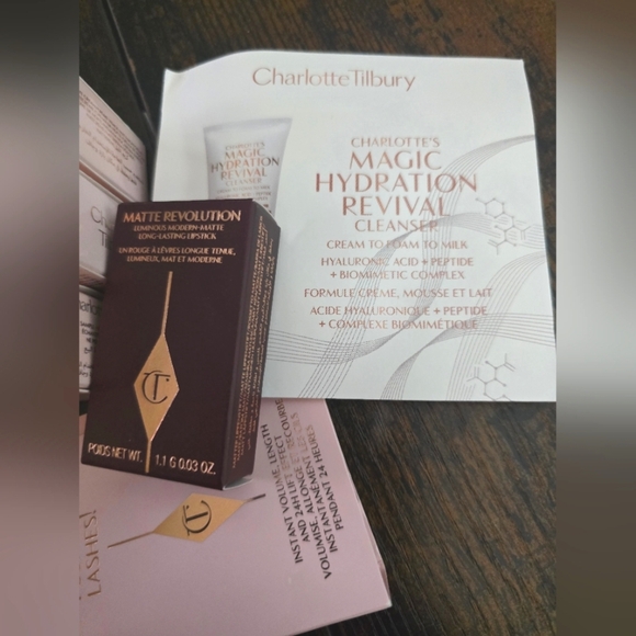 NEW! Charlotte Tilbury, Darling Get Your Glow On Pouch + 7 Piece Bundle - Picture 7 of 8